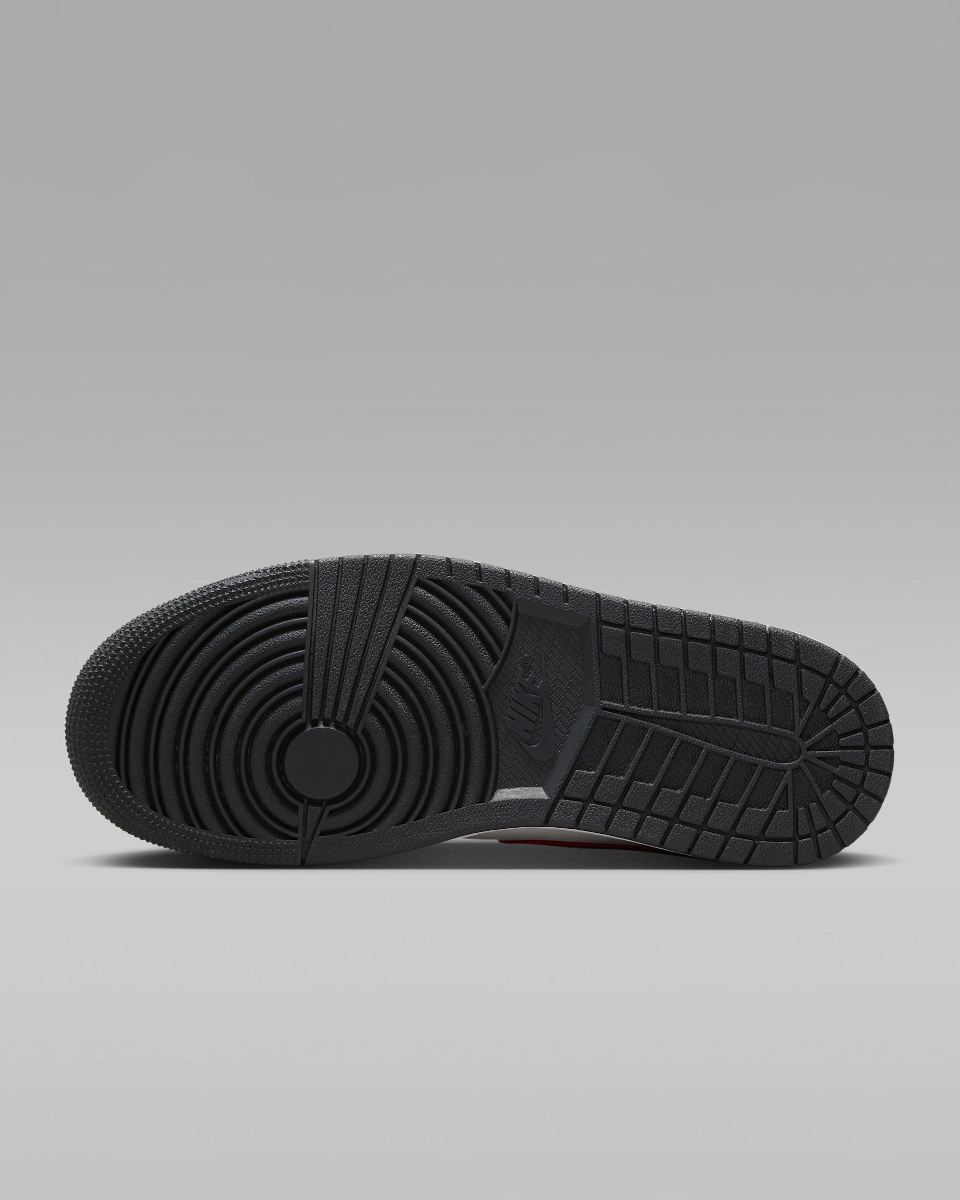 Air Jordan 1 Mid – Image 2