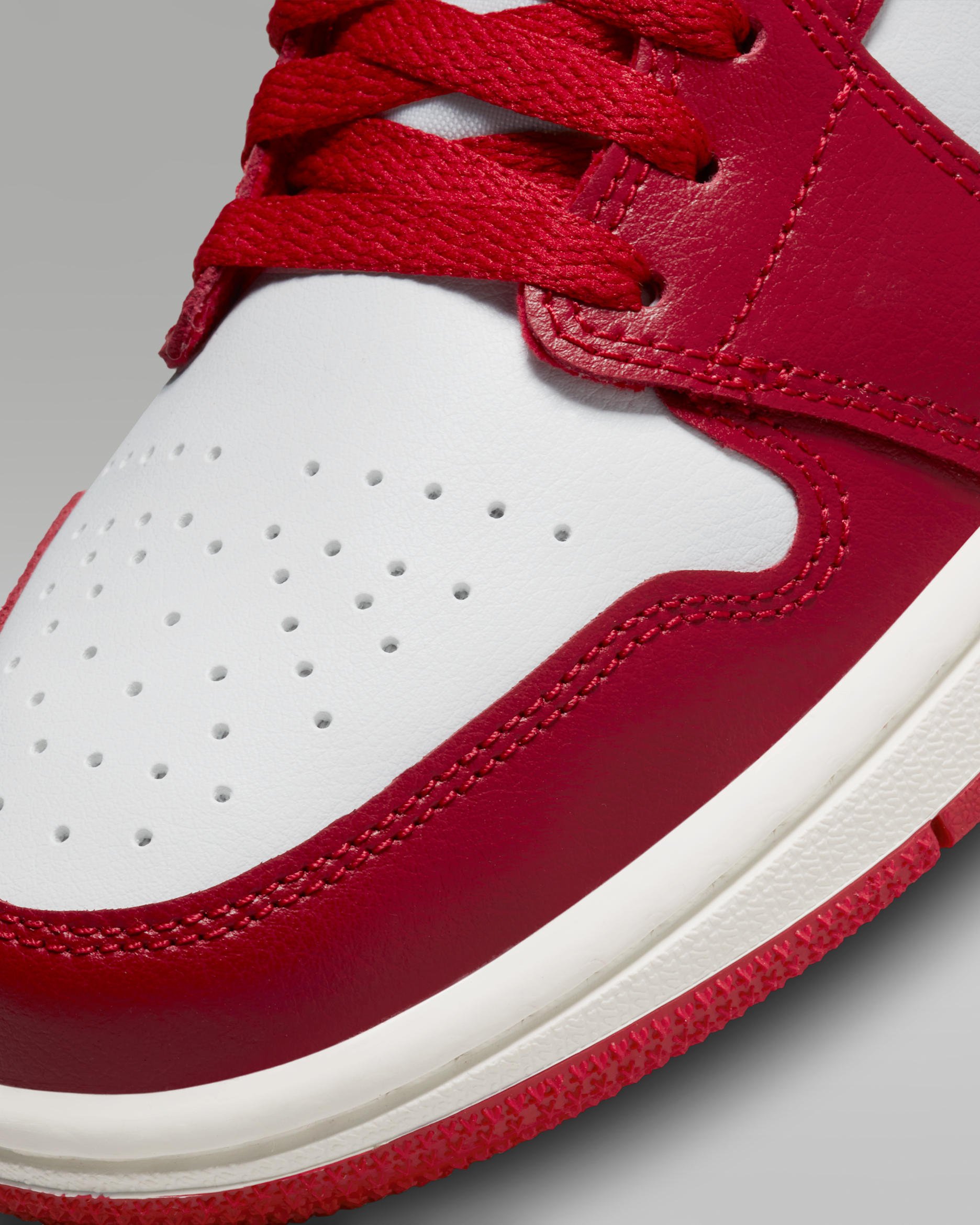 Air Jordan 1 Low – Image 8