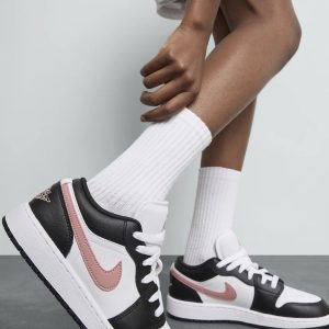 Jordan
AIR JORDAN 1 UNISEX - Baskets basses - white/rust pink/black