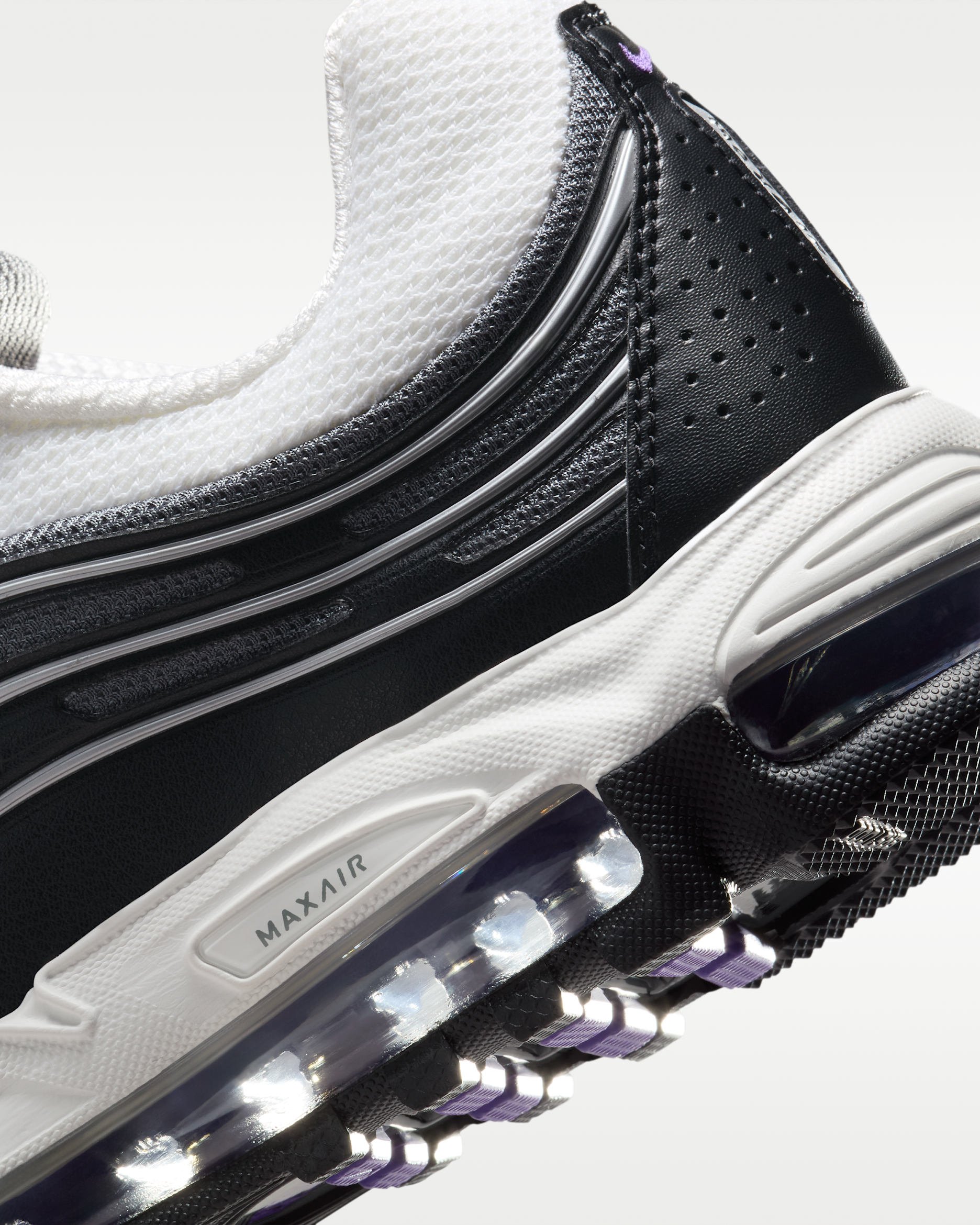 Nike Air Max TL 2.5
Men's Shoes – Image 8