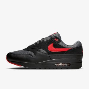 NIKE AIR MAX ONE