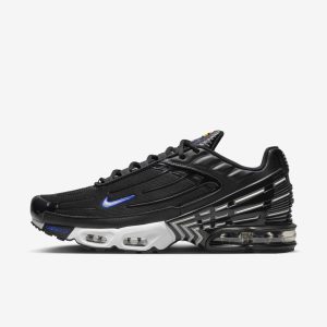 NIKE AIR MAX PLUS 3