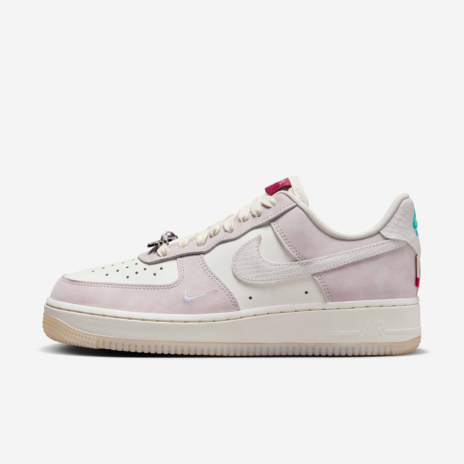 Nike Air Force 1 '07 LX
