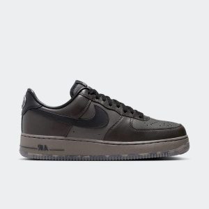 Air Force 1 Low
Black Tea and Petra Brown