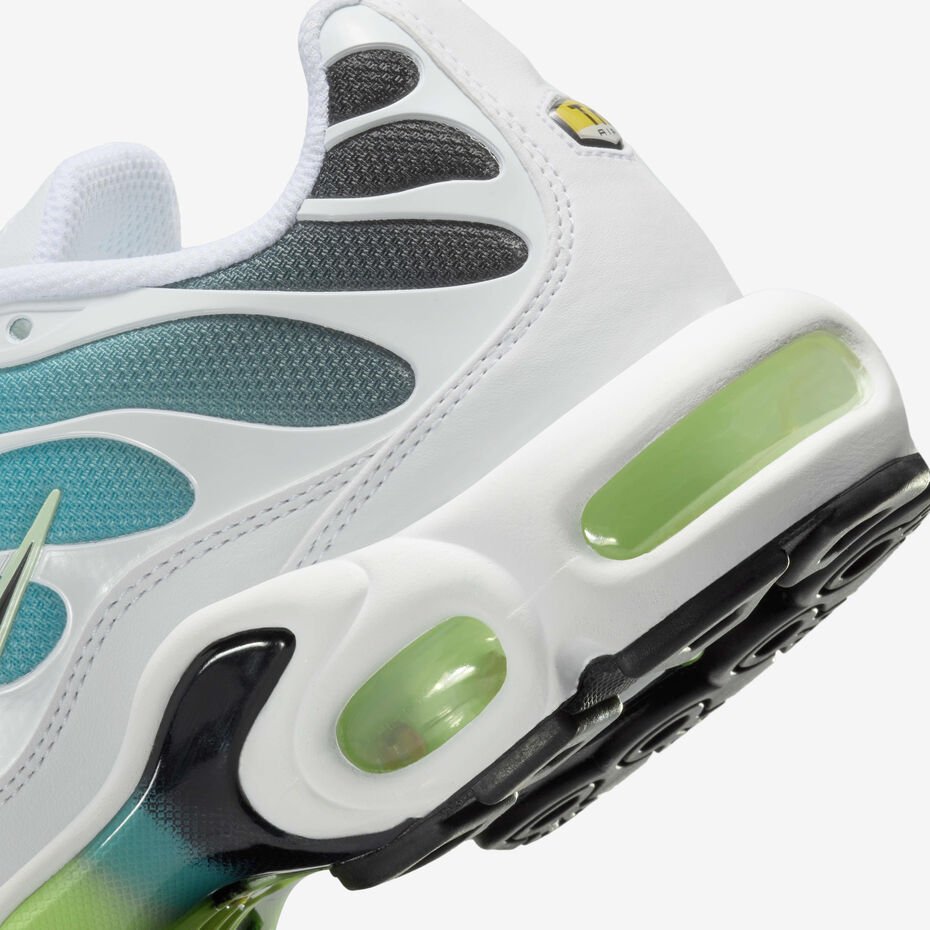 NIKE AIR MAX PLUS GS – Image 7